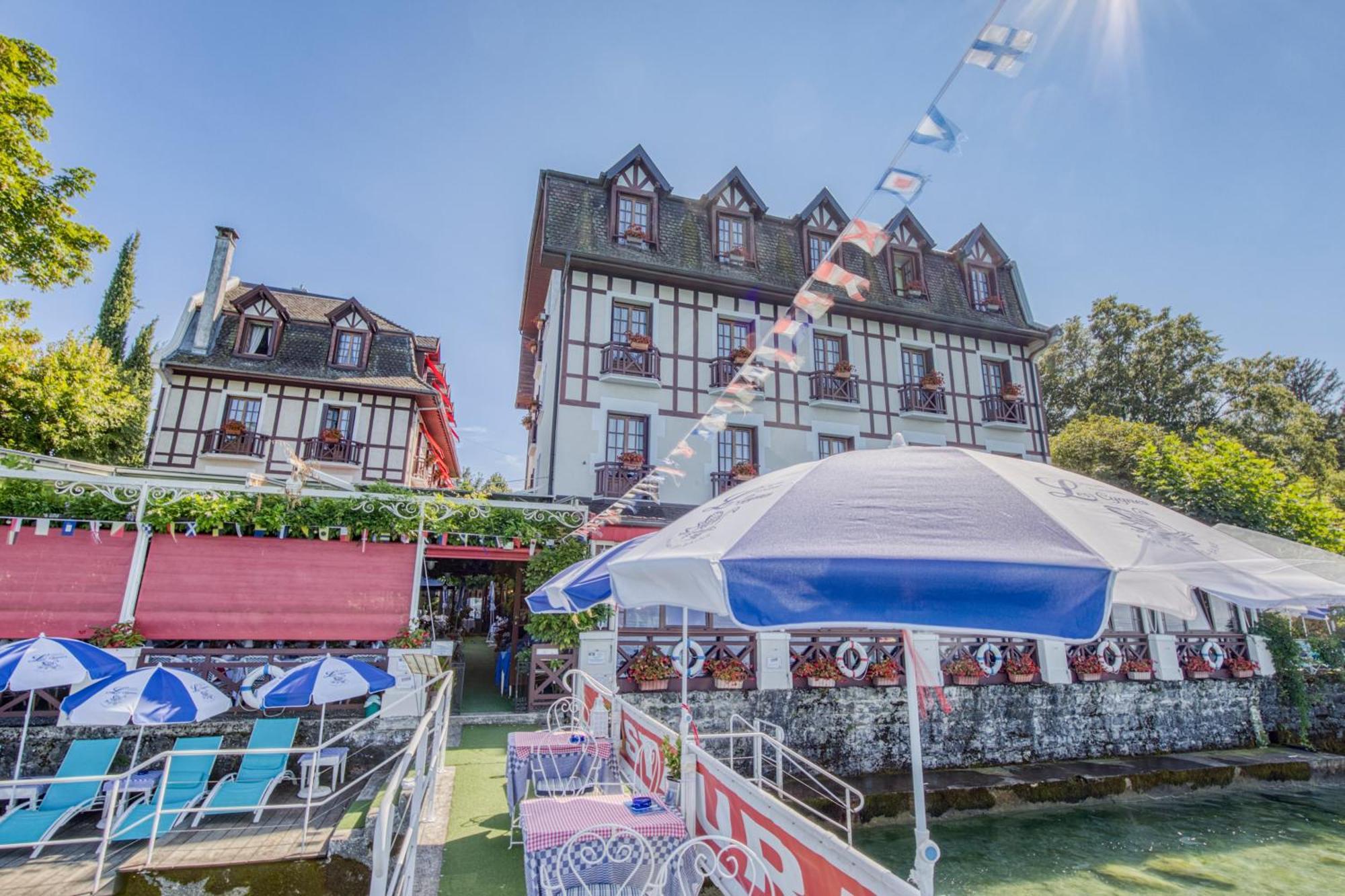 Les Cygnes Hotell Évian-les-Bains Exteriör bild